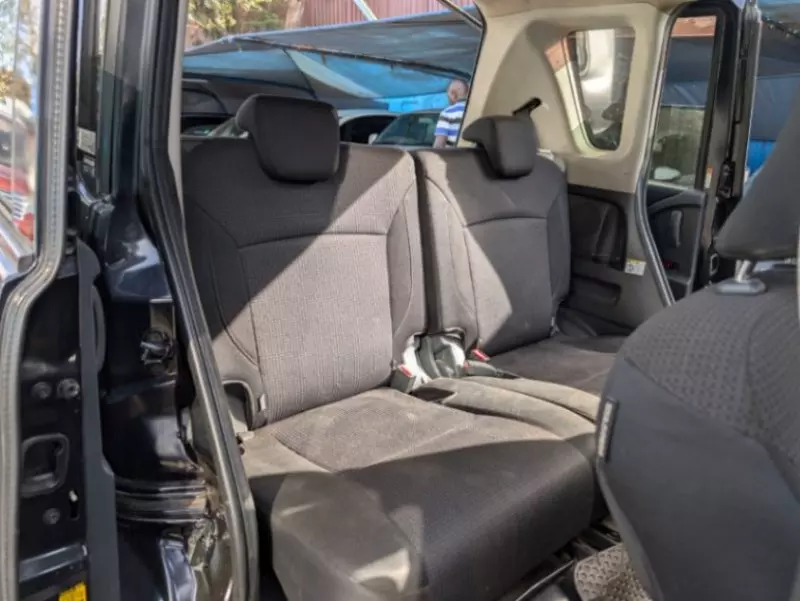 Mitsubishi Delica    - 2014