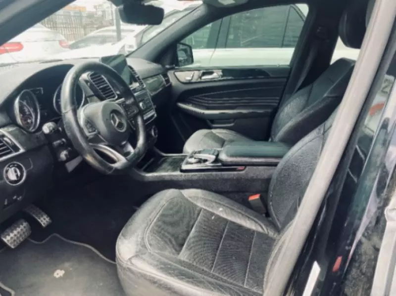 Mercedes-Benz GLE-Class   - 2017