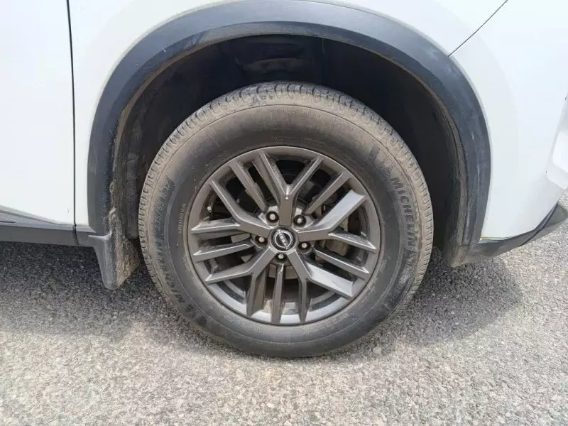 Nissan Rogue - 2023