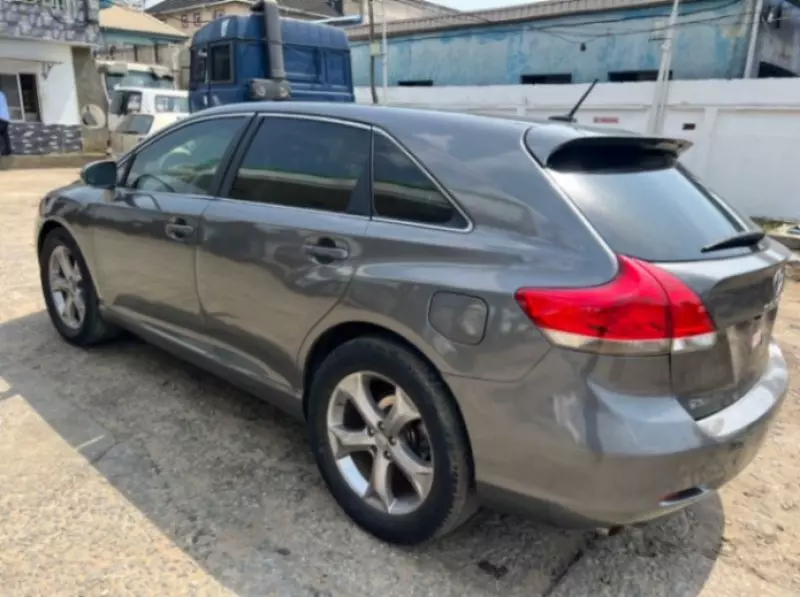 Toyota Venza - 2010