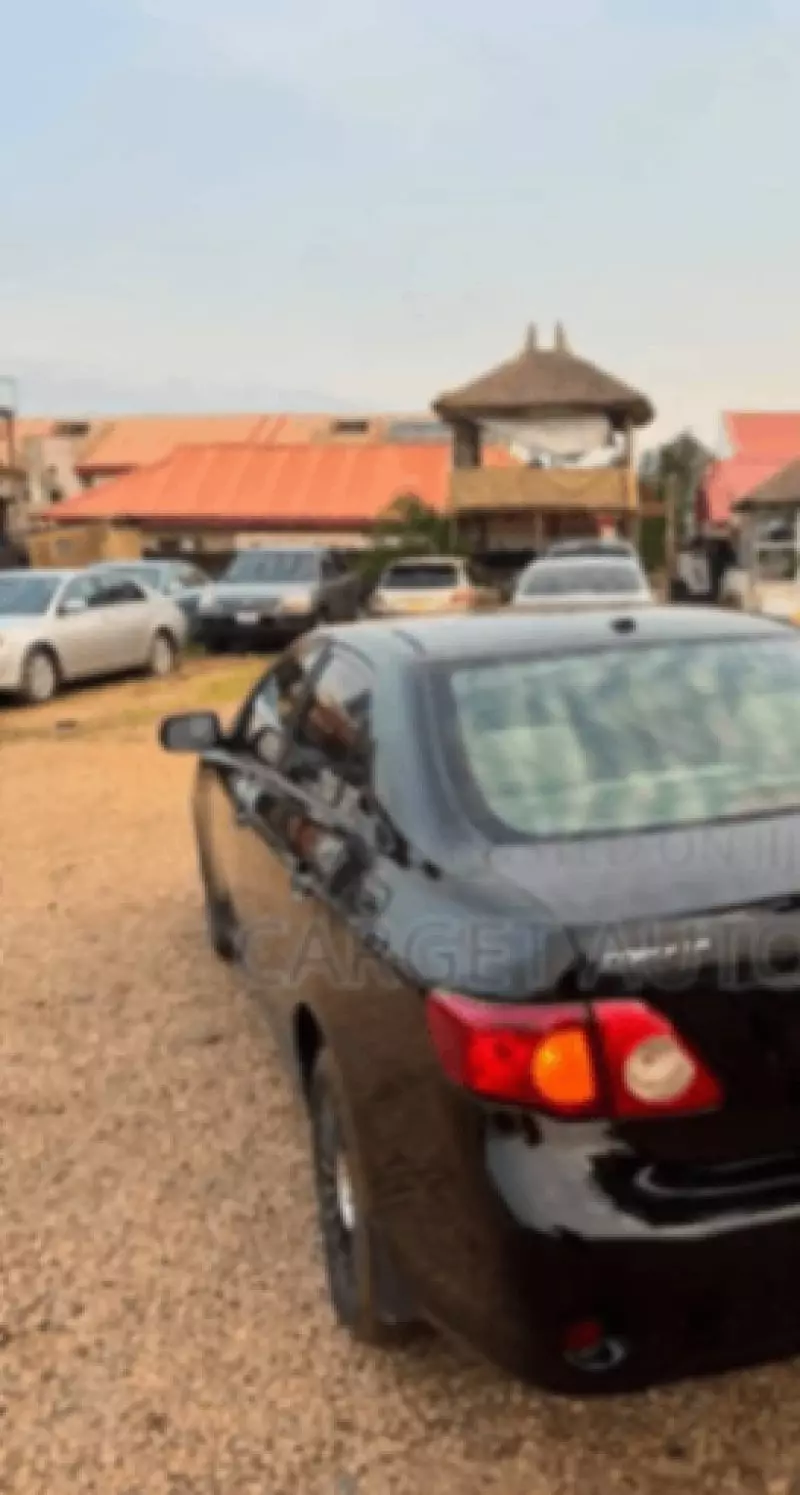 TOYOTA Corolla - 2009