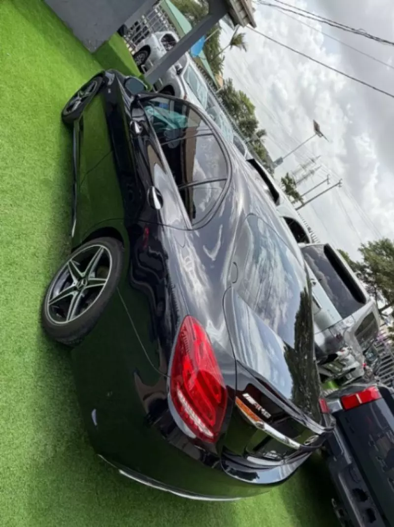Mercedes-Benz C-Class - 2017