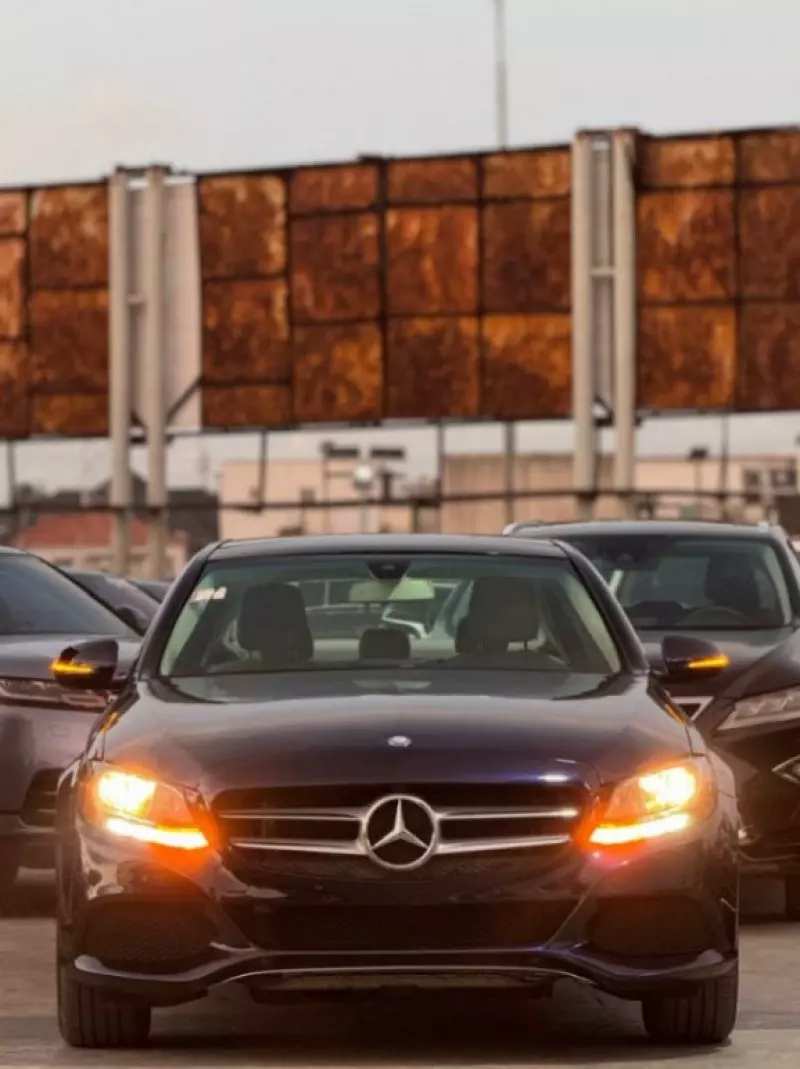 Mercedes-Benz C 300   - 2017