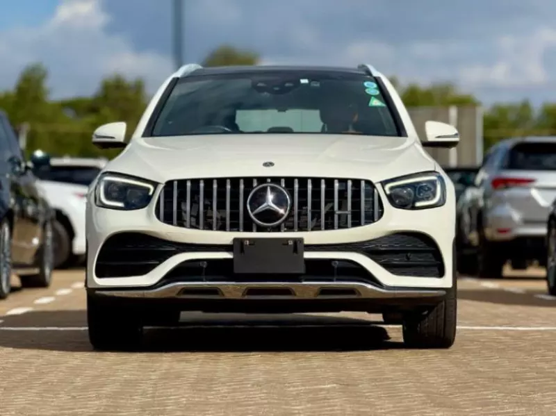 Mercedes-Benz GLC 300   - 2018