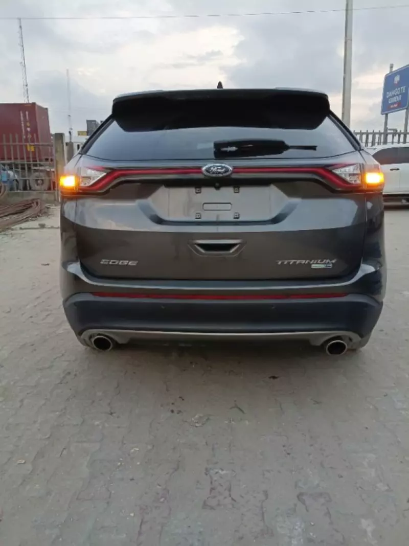 Ford Edge   - 2017
