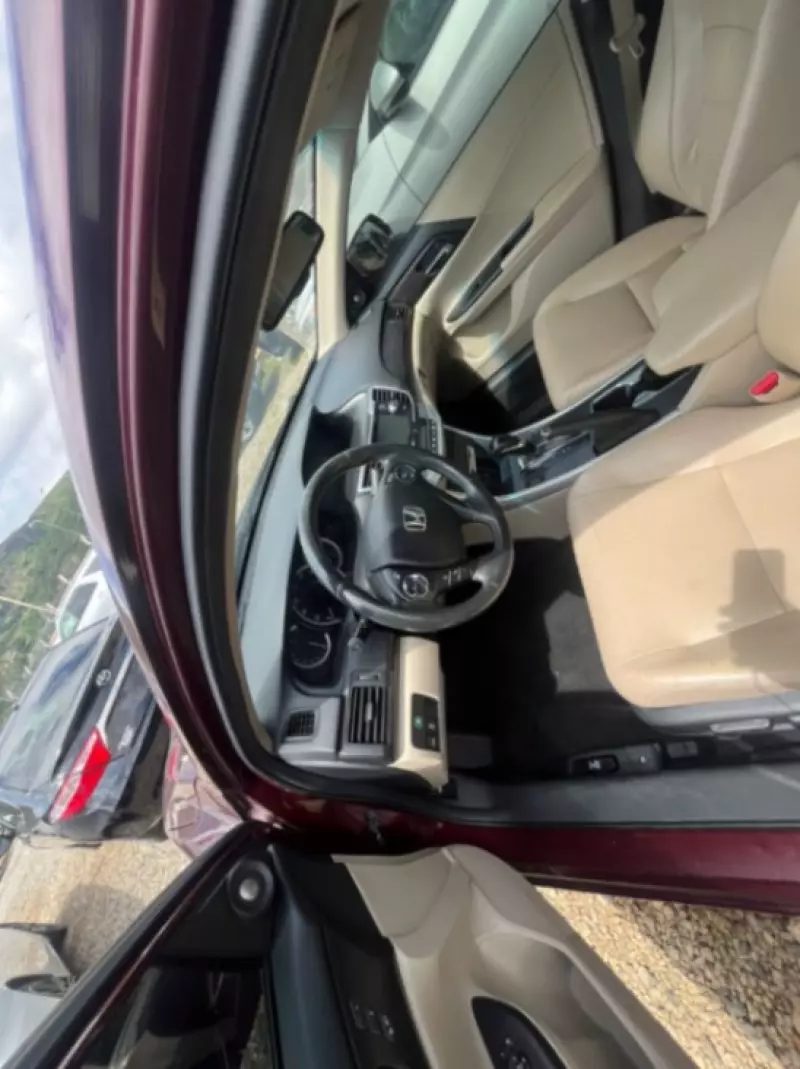 Honda Accord   - 2013