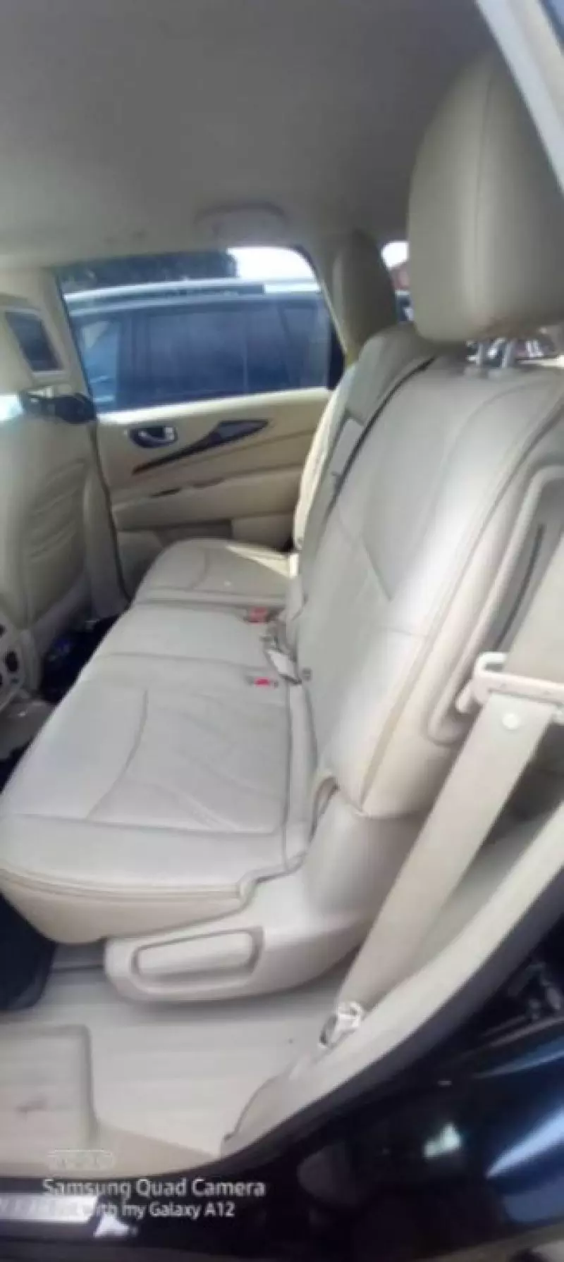 Nissan Infiniti   - 2015