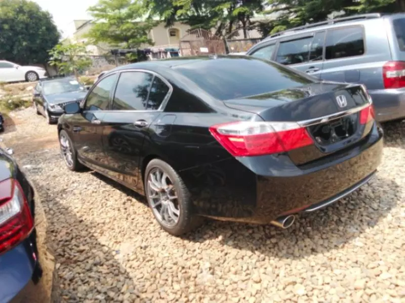 Honda Accord   - 2013