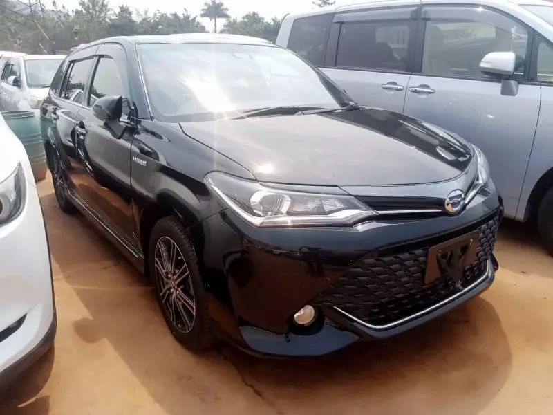 Toyota Fielder hybrid    - 2016