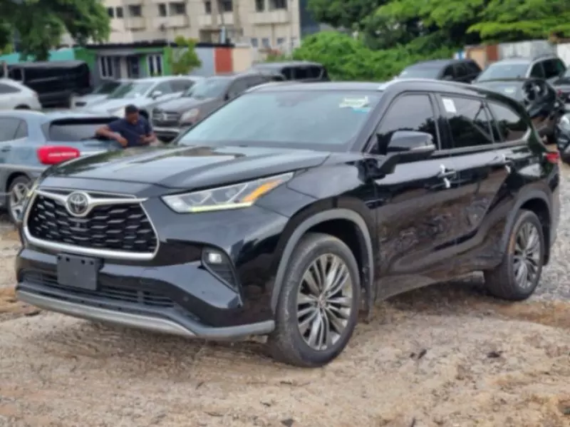 TOYOTA Highlander - 2020
