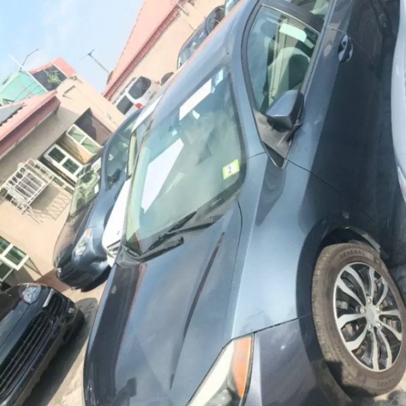 Toyota Corolla   - 2013