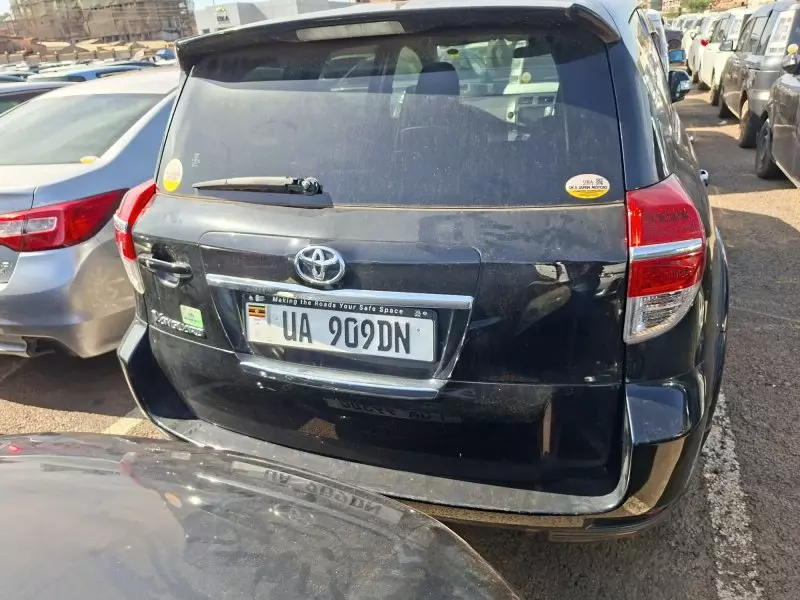 Toyota Vanguard    - 2013