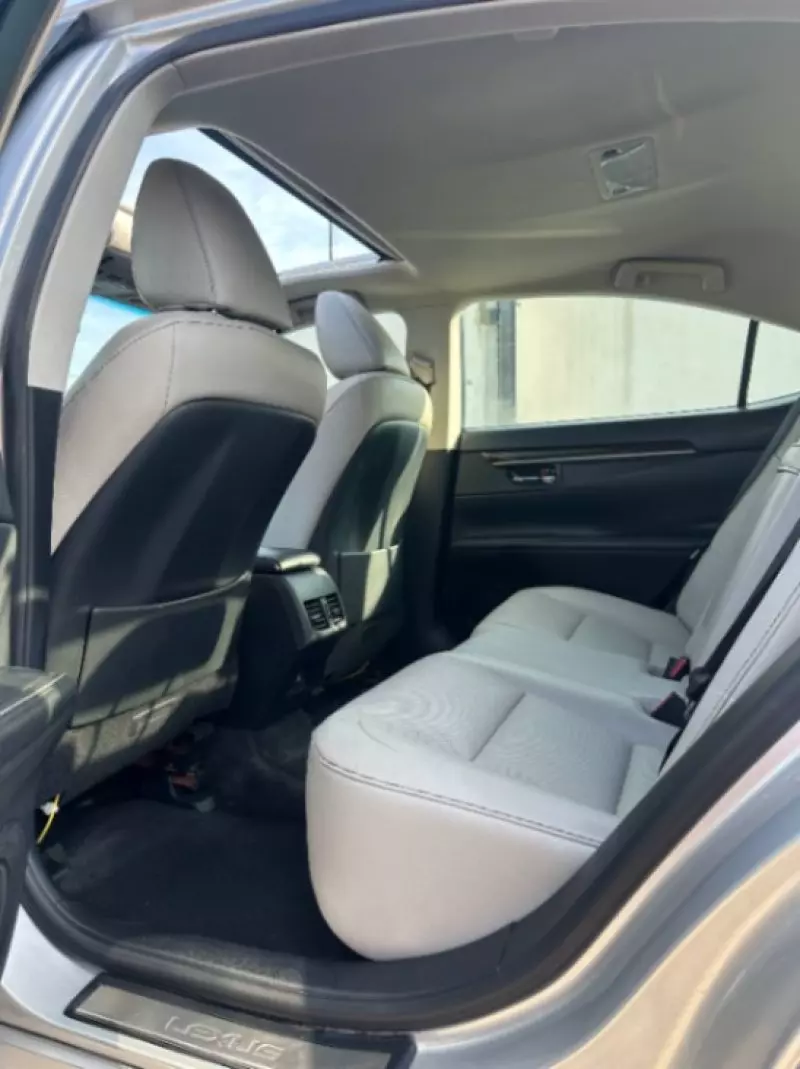 Lexus ES - 2014