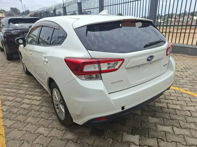 Subaru Impreza   - 2016