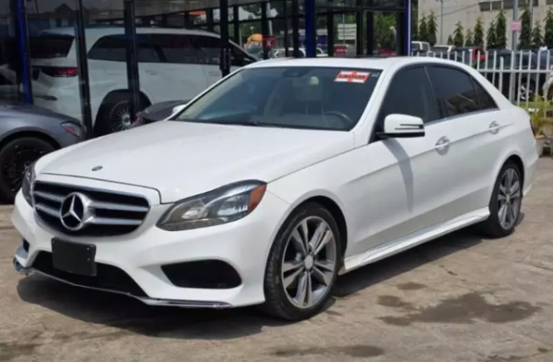 Mercedes-Benz E350   - 2014