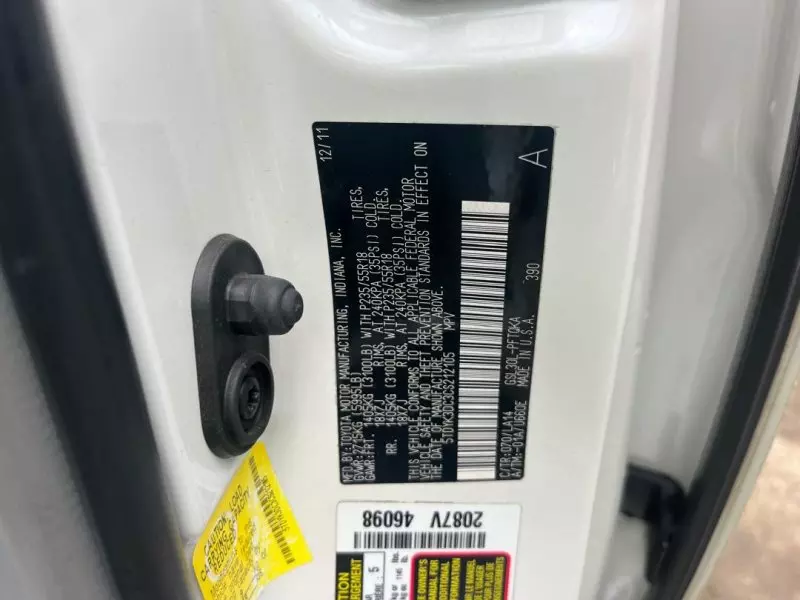 Toyota Sienna   - 2012