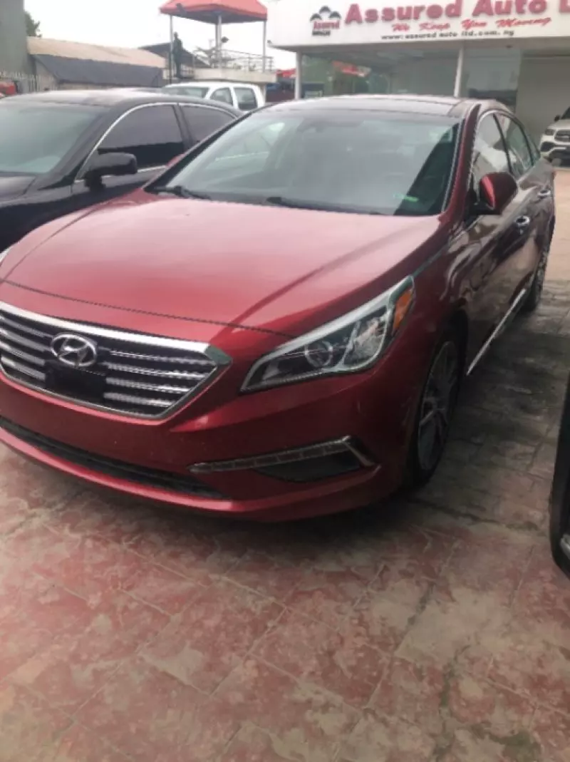 Hyundai Sonata   - 2015