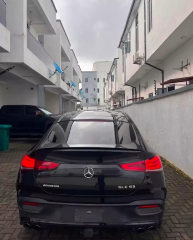 Mercedes-Benz GLE 53 AMG   - 2021