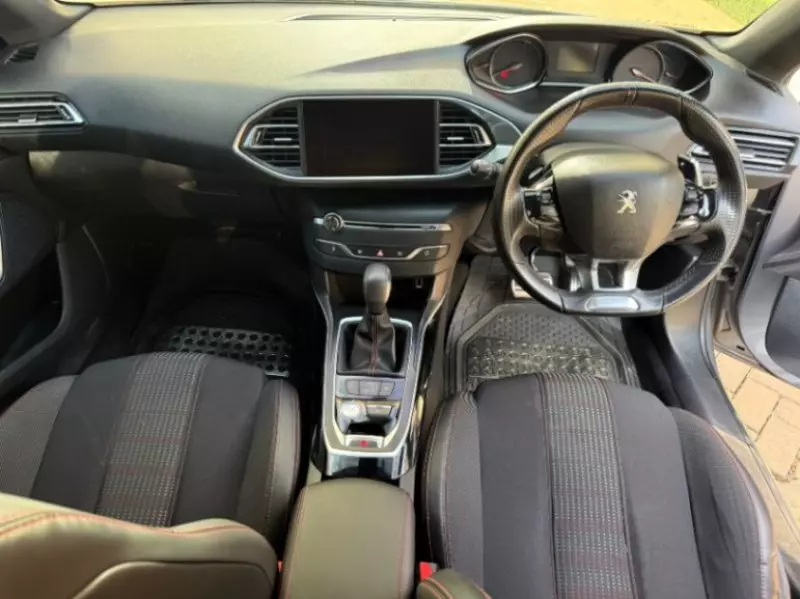 Peugeot 308   - 2018