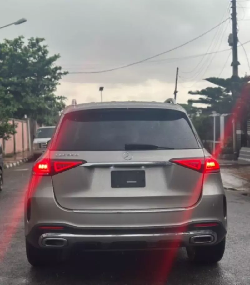Mercedes-Benz GLE-Class   - 2022