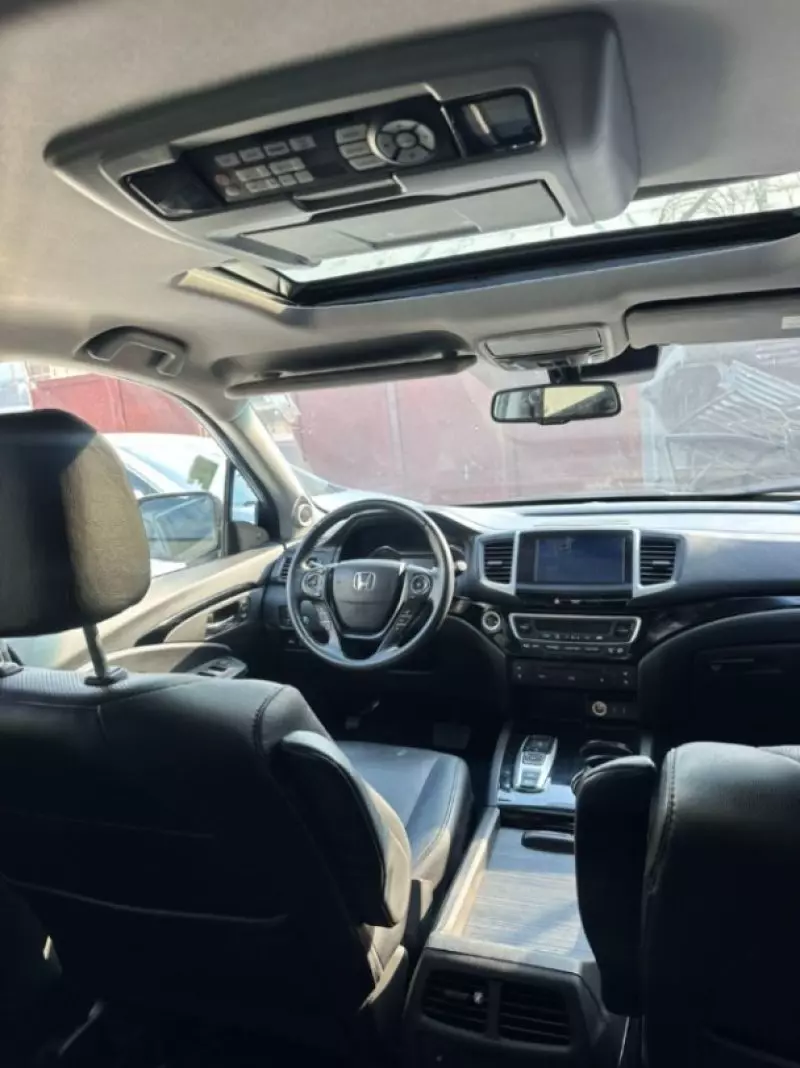 Honda Pilot   - 2017