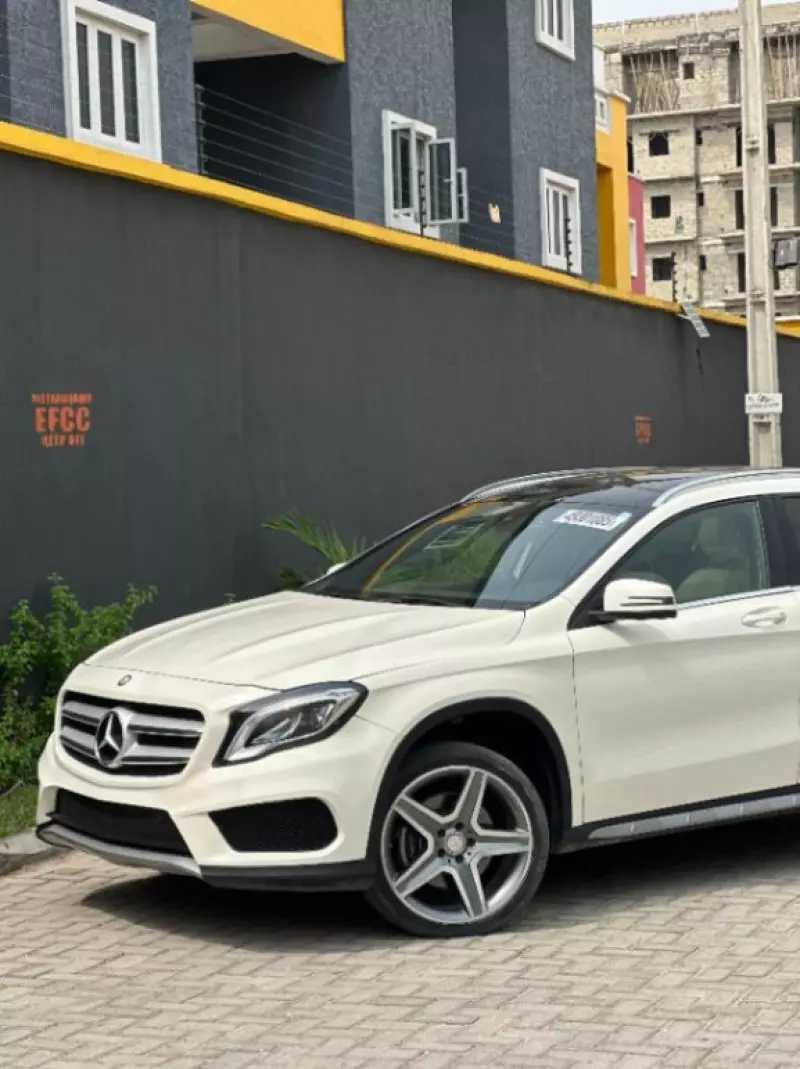 Mercedes-Benz GLA 250   - 2016