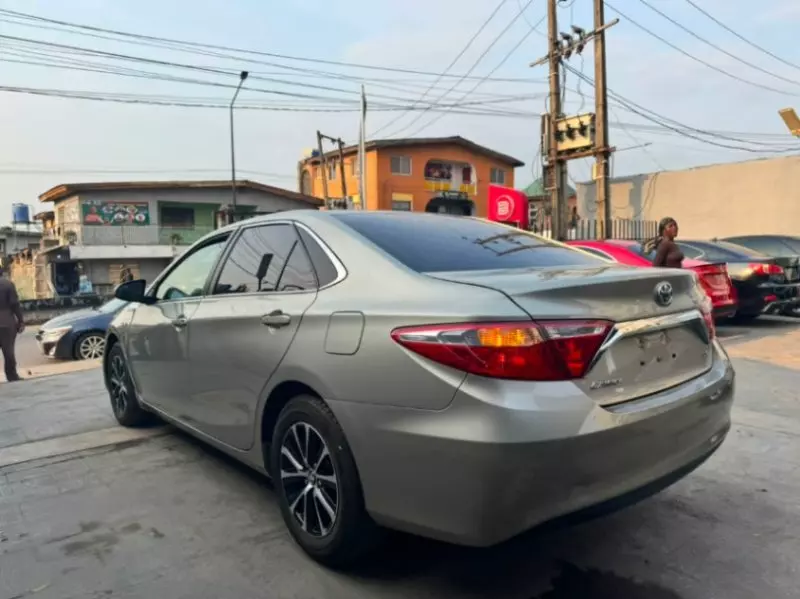 TOYOTA Camry   - 2017