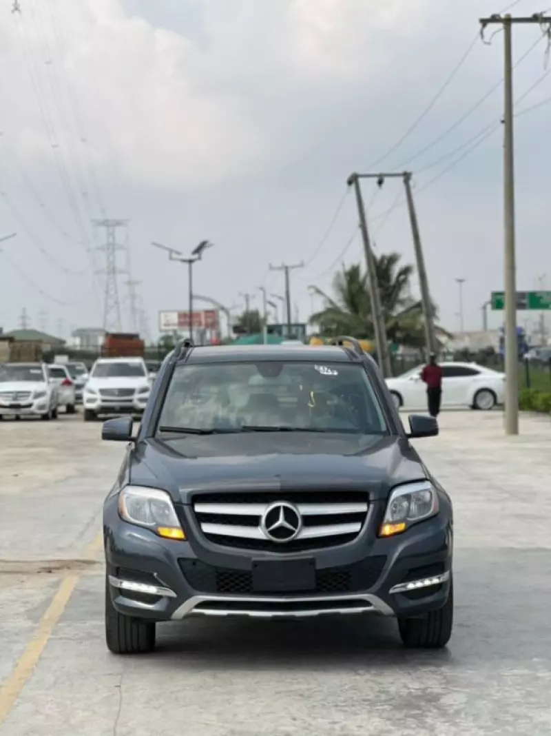 Mercedes-Benz GLK 350   - 2015