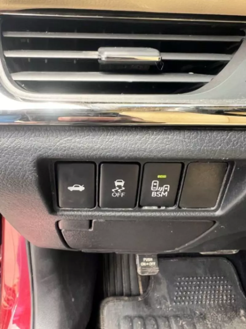 Toyota Avalon   - 2015
