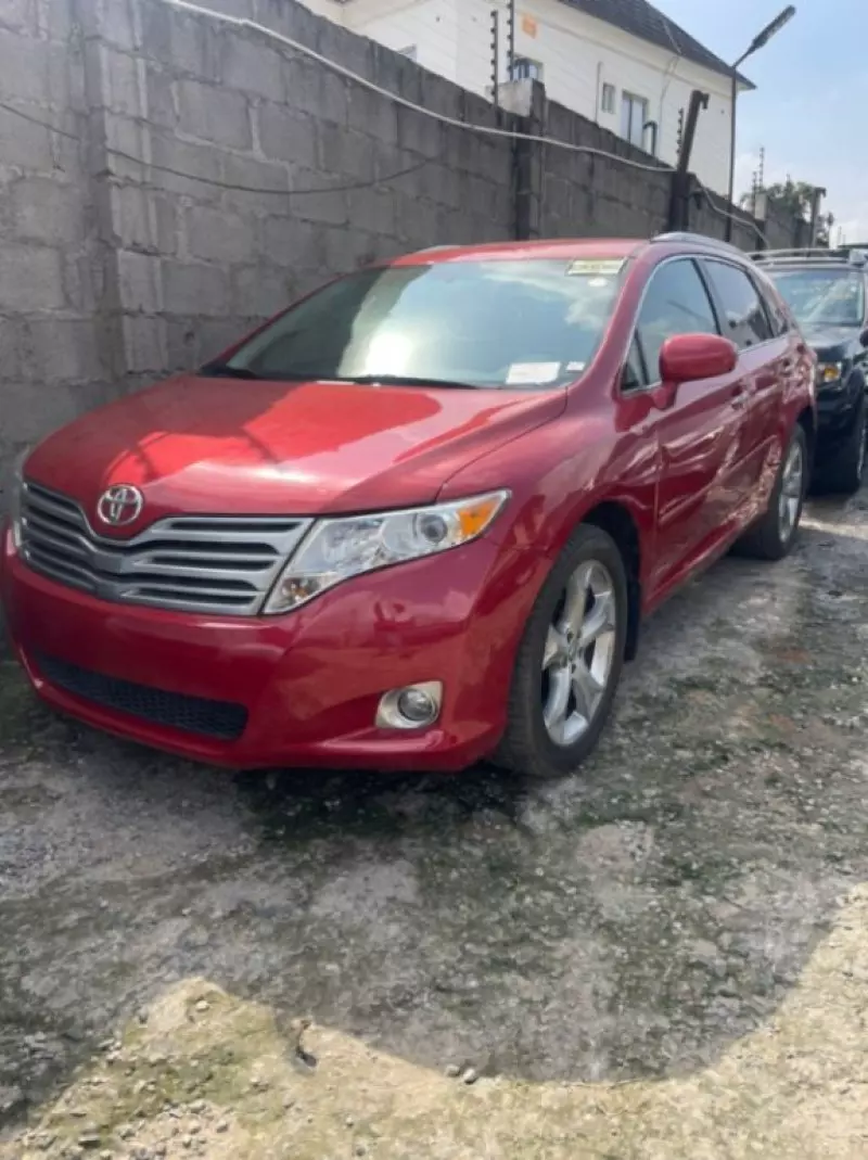 Toyota Venza   - 2013