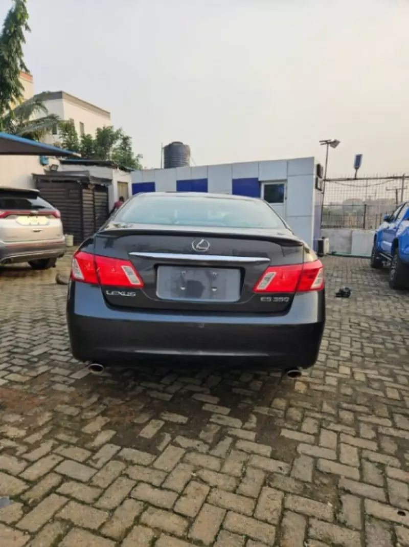 Lexus ES 350   - 2009