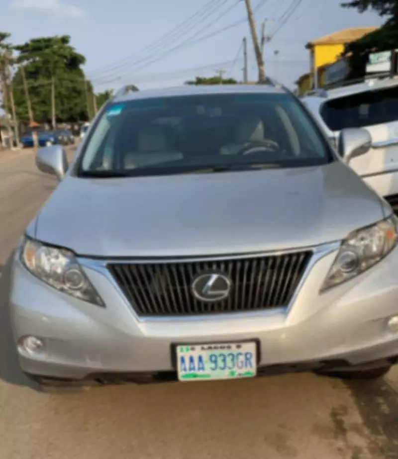Lexus RX   - 2010