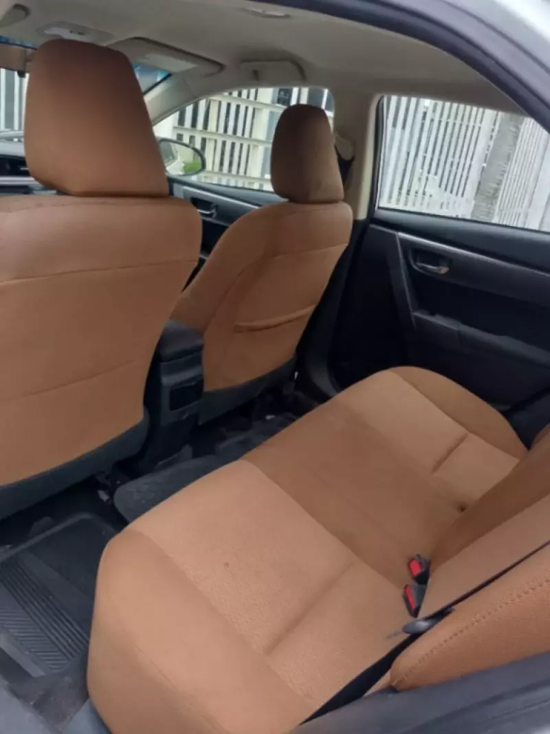 Toyota Corolla   - 2013