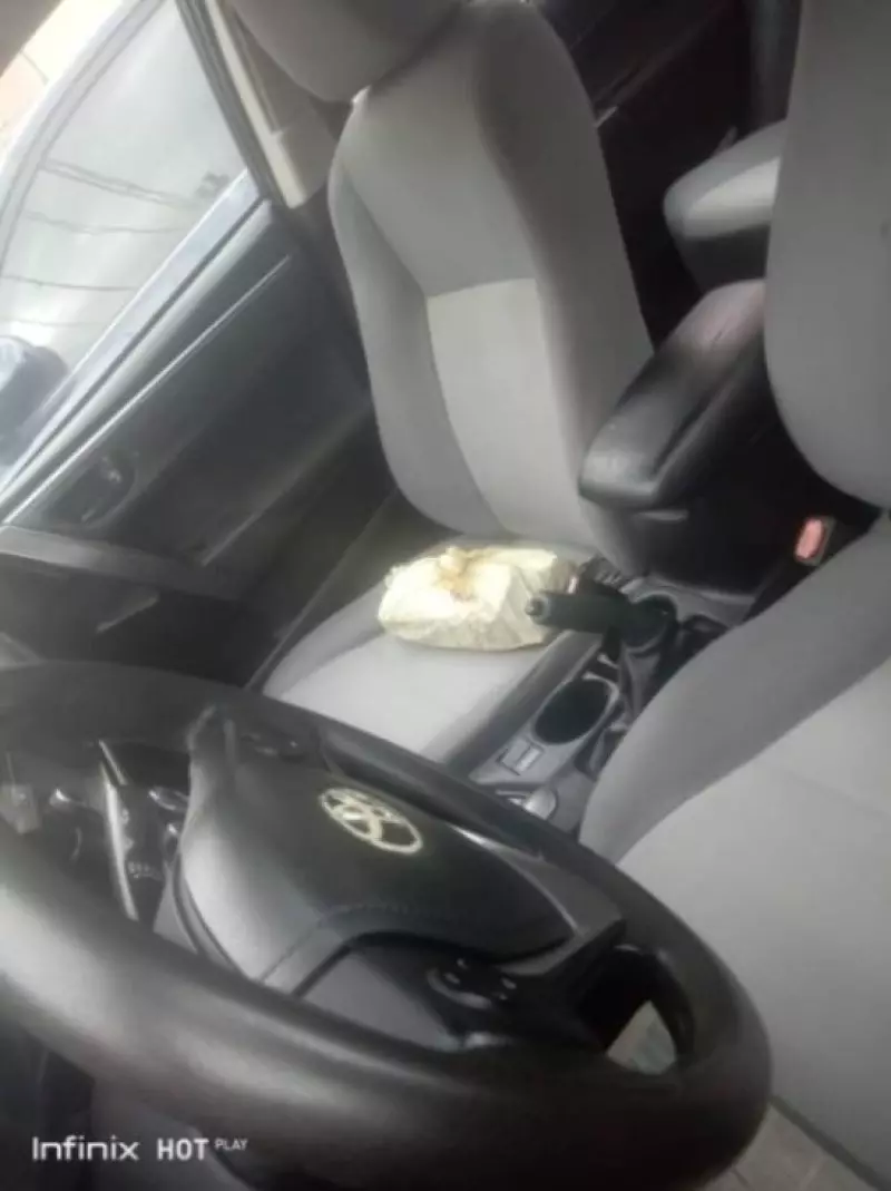 TOYOTA Corolla   - 2015