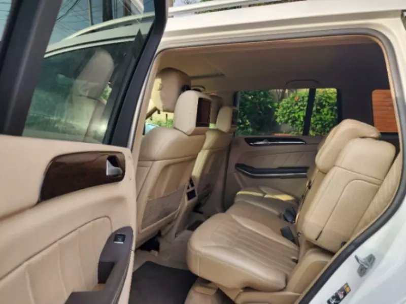 Mercedes-Benz 450 - 2014
