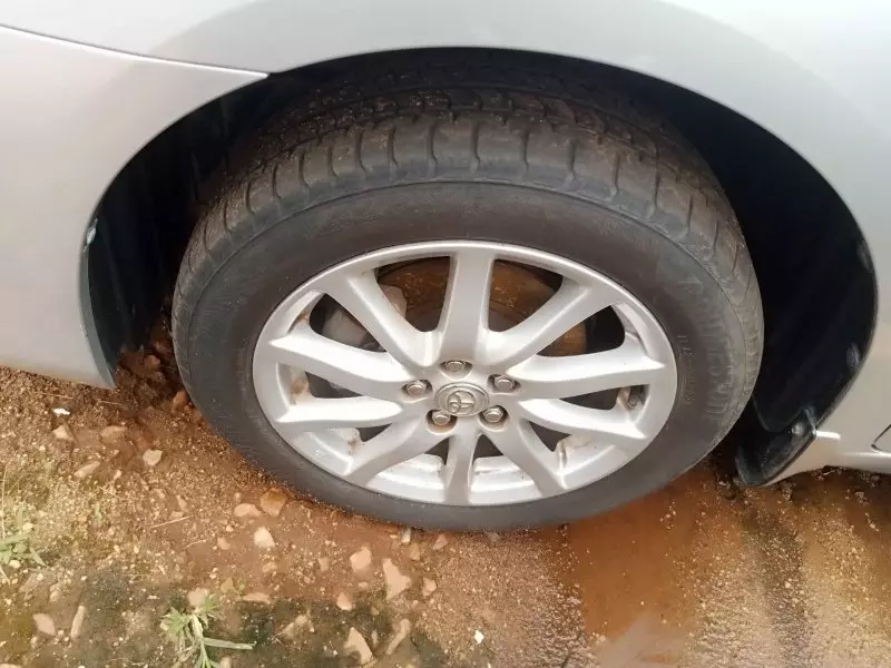 Toyota Premio    - 2016