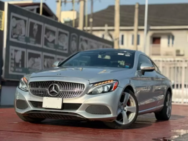 Mercedes-Benz C 300   - 2016