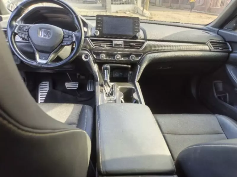 Honda Accord   - 2022