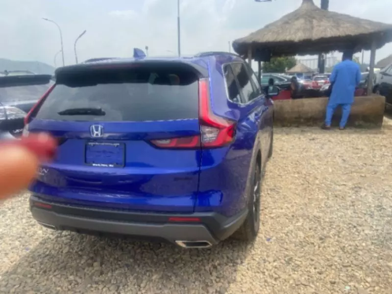 Honda CR-V   - 2025