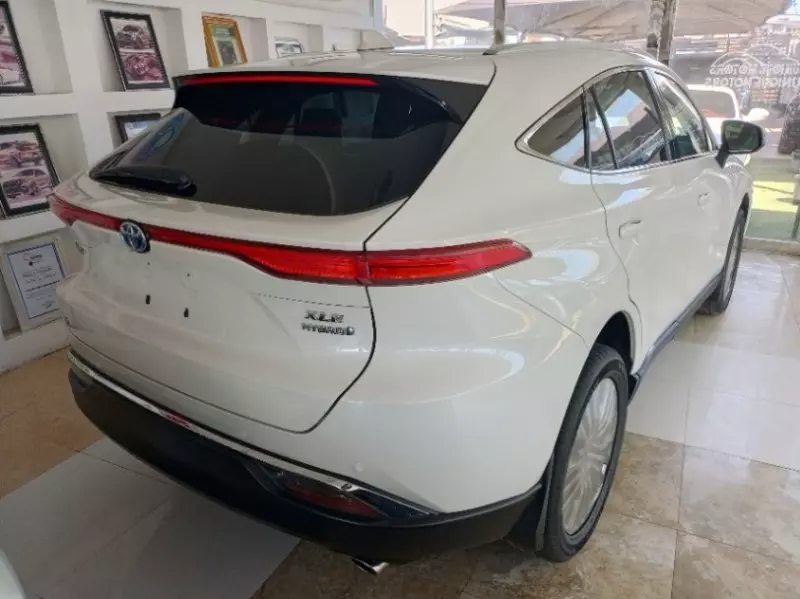 Toyota Venza   - 2023