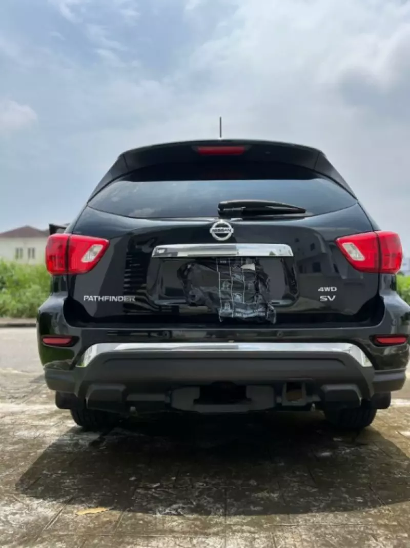 Nissan Pathfinder - 2017