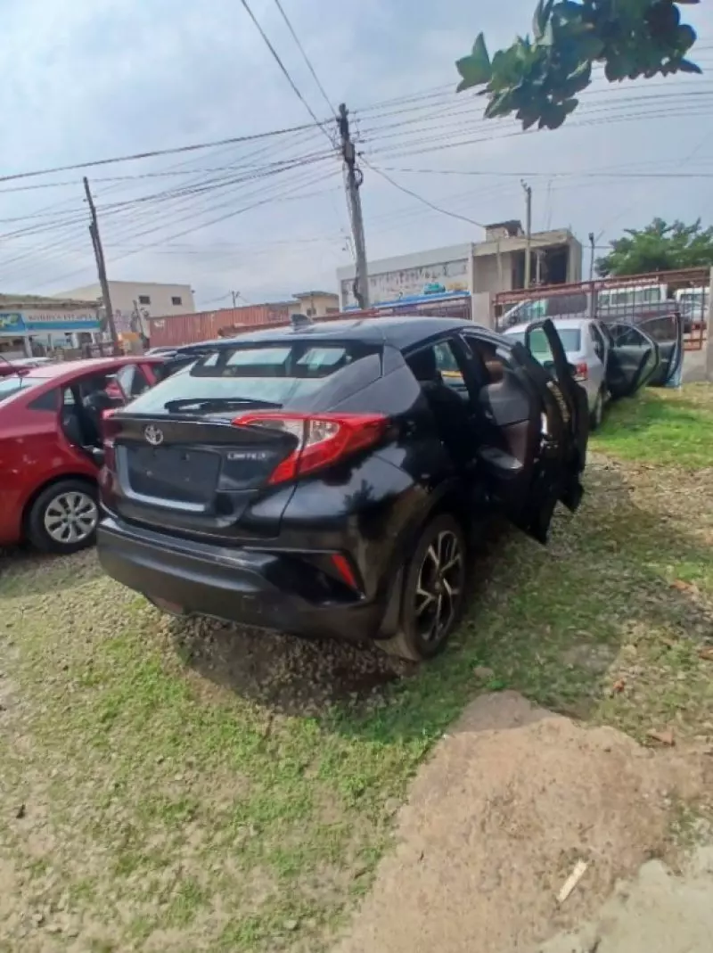 TOYOTA C-HR   - 2018