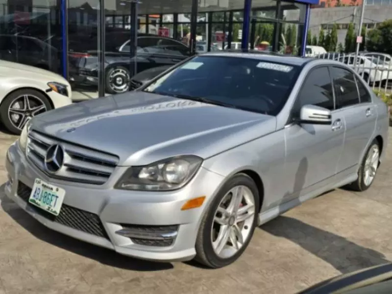 Mercedes-Benz C 300   - 2013