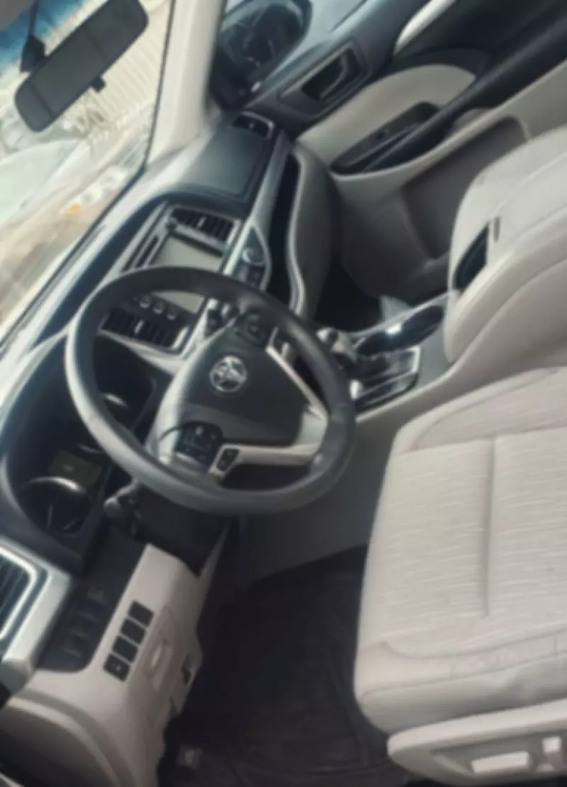 TOYOTA Highlander   - 2016