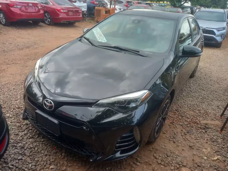 Toyota Corolla   - 2017
