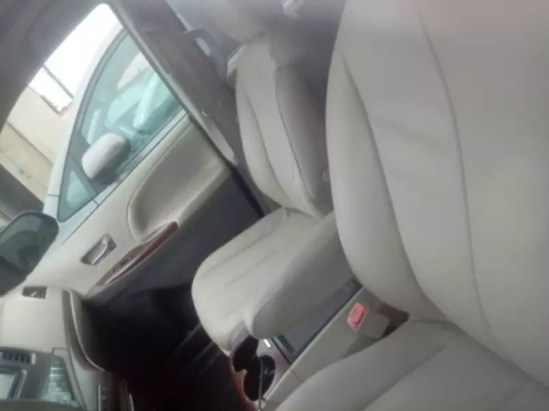 Toyota Sienna - 2013