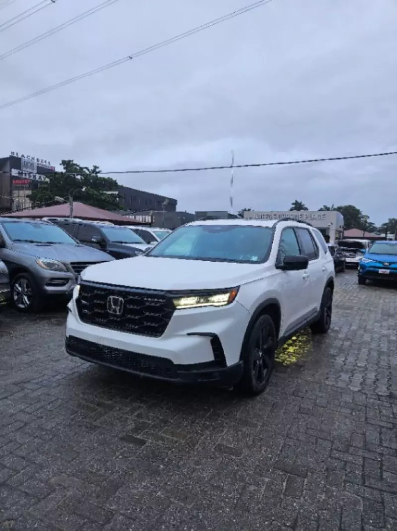 Honda Pilot   - 2025