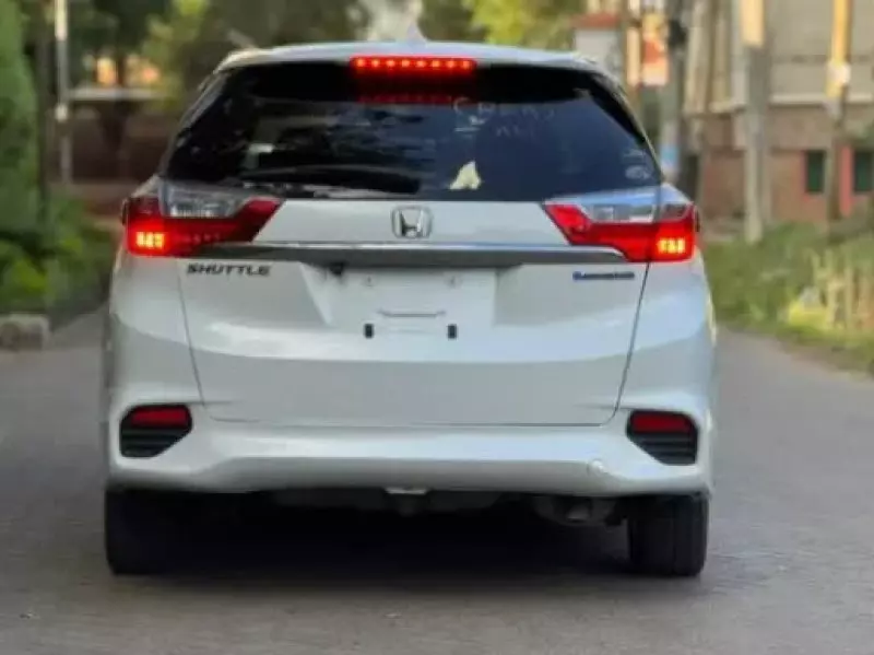 Honda Fit shuttle    - 2018