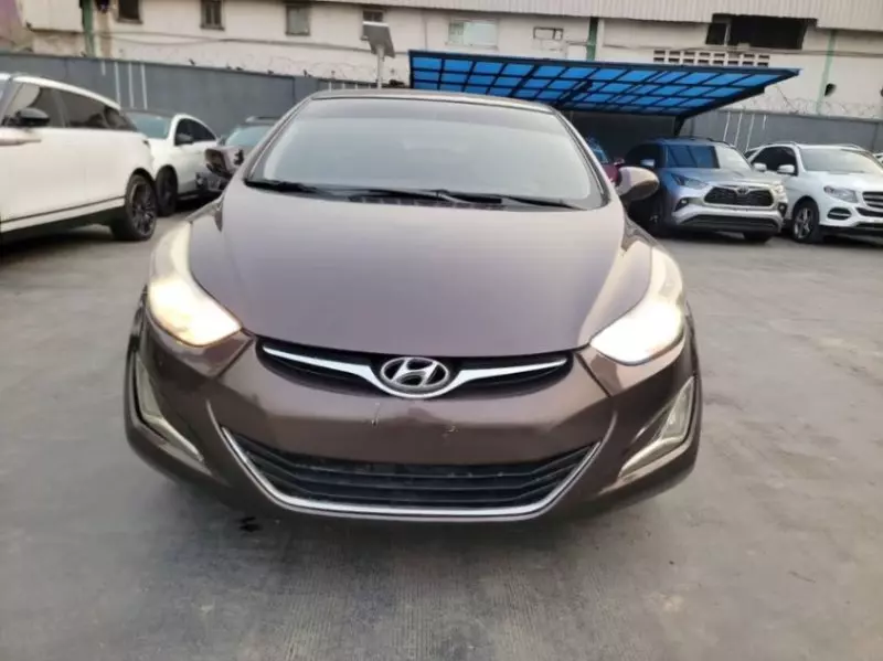 Hyundai Elantra   - 2014