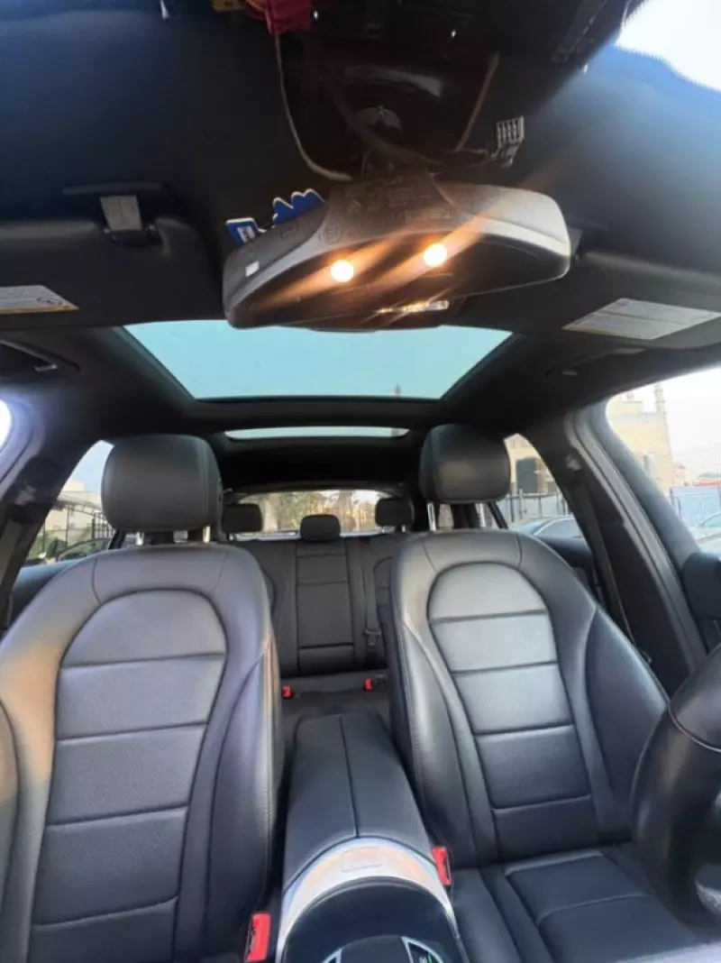 Mercedes-Benz GLC 300   - 2018